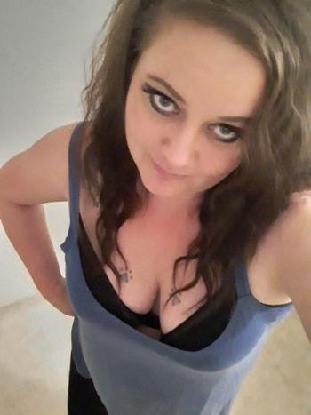  507-226-7359, 30  female escort, Rochester