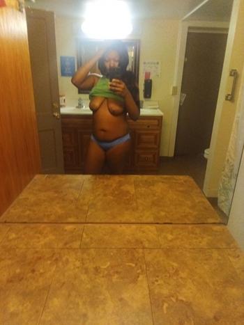 Dejj, 25  female escort, Rochester MN